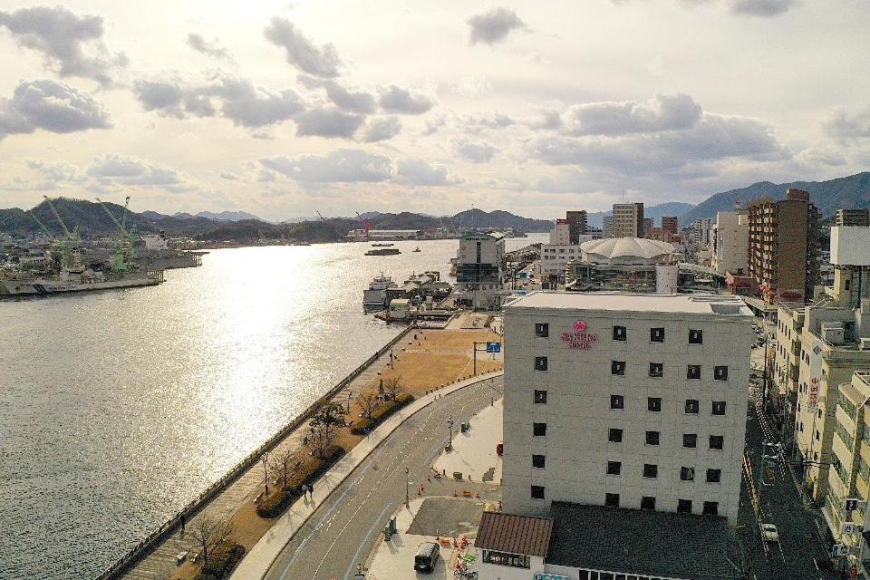 Sakura Hotel Onomichi Ekimae Exterior foto